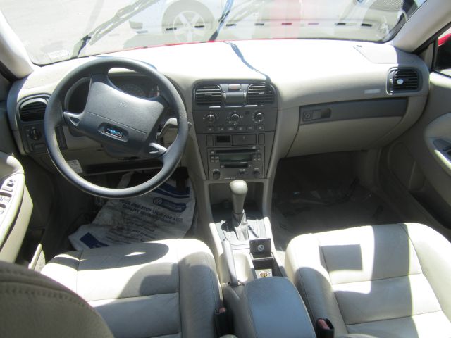 Volvo S40 2001 photo 12