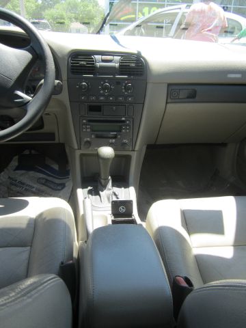 Volvo S40 2001 photo 13