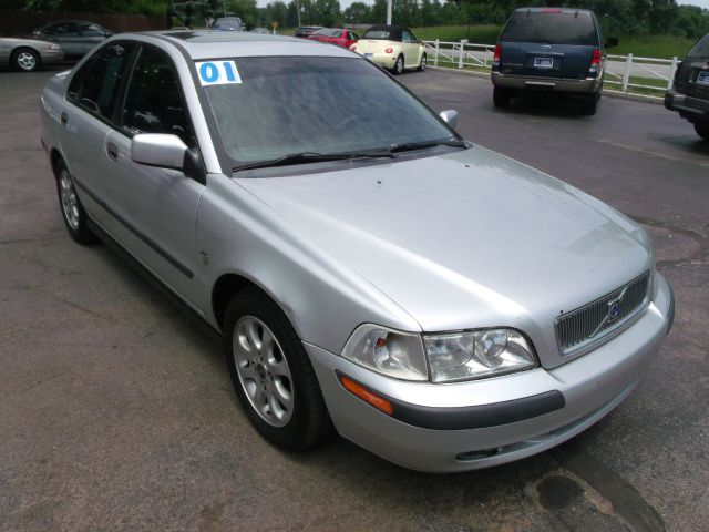 Volvo S40 2001 photo 11