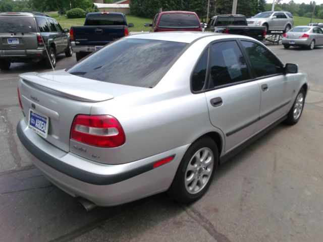 Volvo S40 2001 photo 4