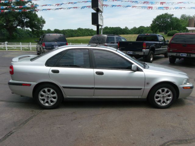 Volvo S40 2001 photo 8