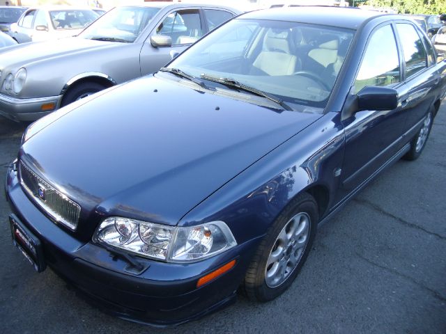 Volvo S40 2001 photo 3