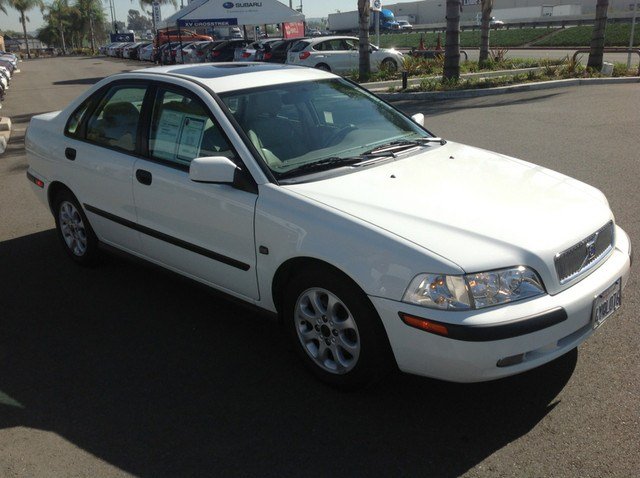 Volvo S40 2002 photo 2