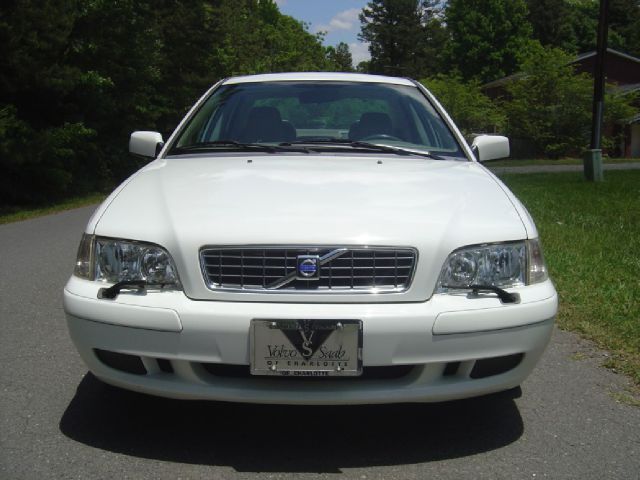 Volvo S40 2004 photo 15