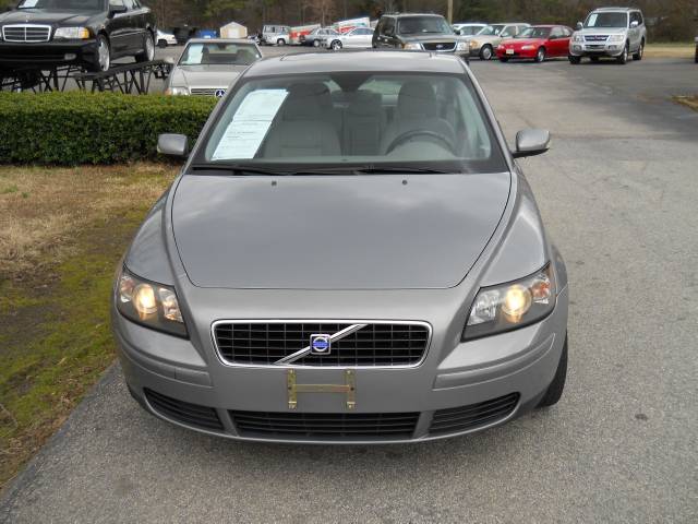 Volvo S40 2004 photo 2