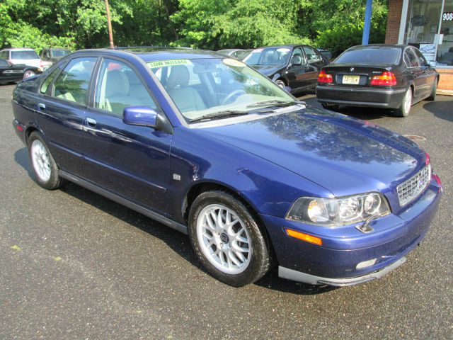 Volvo S40 2004 photo 2