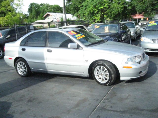 Volvo S40 2004 photo 1