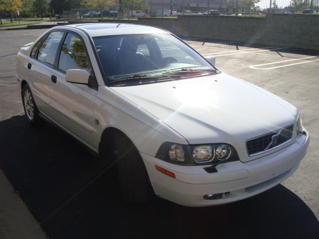 Volvo S40 2004 photo 1