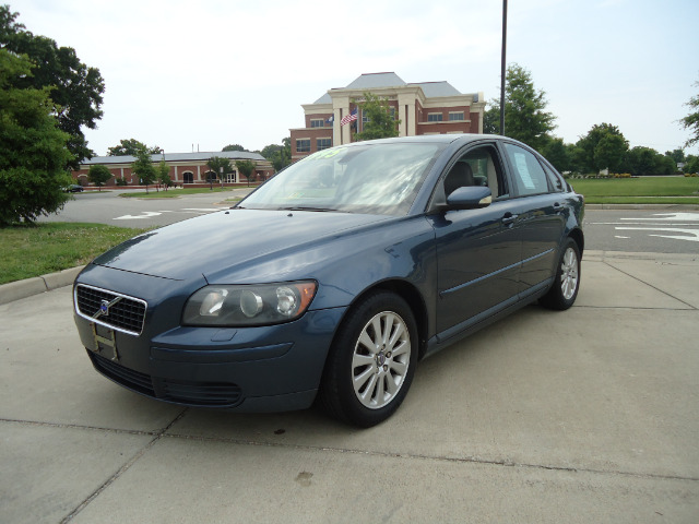 Volvo S40 2005 photo 1