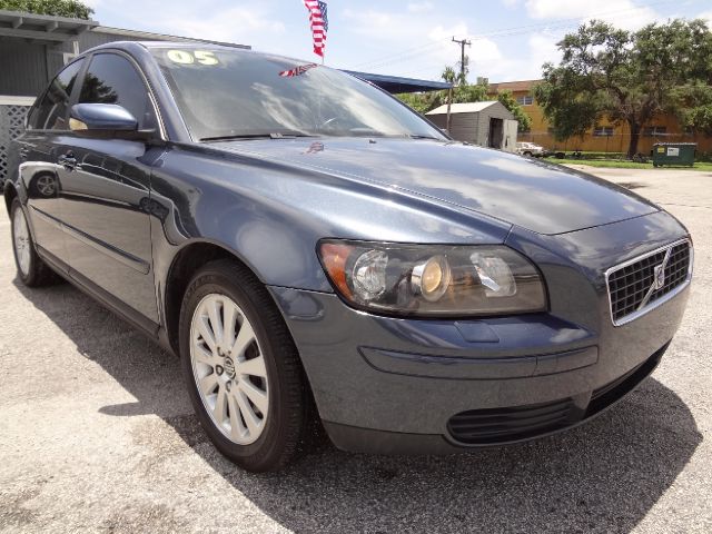 Volvo S40 2005 photo 1