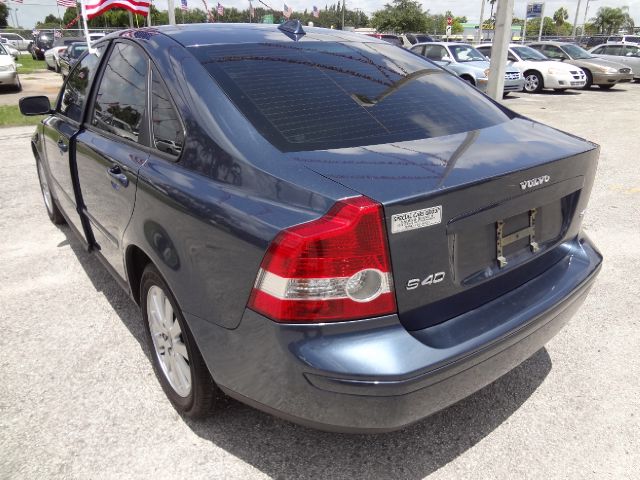 Volvo S40 2005 photo 2