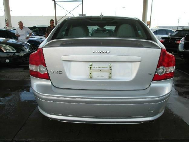 Volvo S40 2005 photo 1