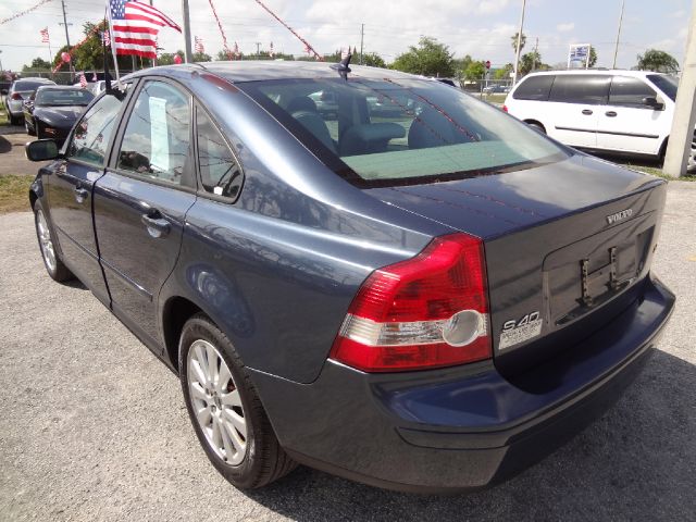 Volvo S40 2005 photo 1