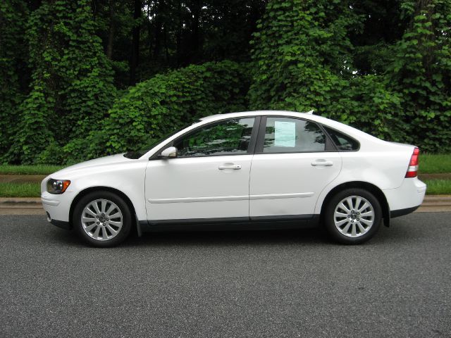 Volvo S40 2005 photo 11