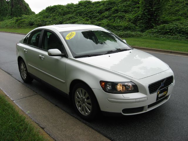 Volvo S40 2005 photo 28