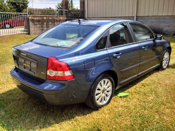 Volvo S40 2005 photo 2