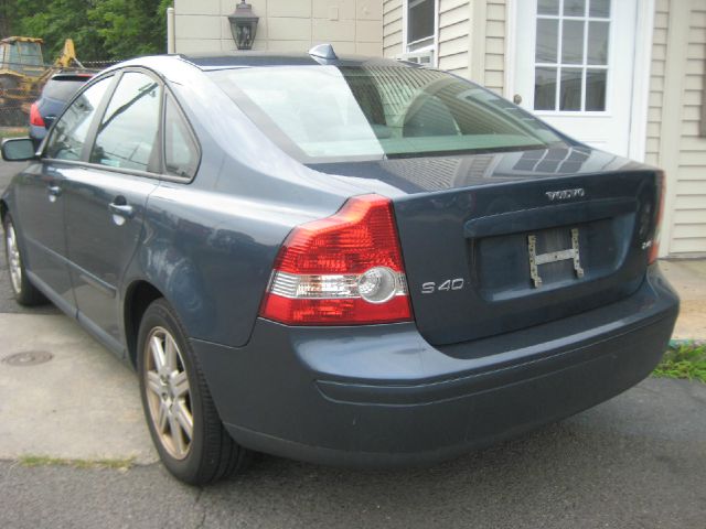 Volvo S40 4X4 ED. Bauer EL Sedan