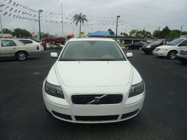 Volvo S40 2006 photo 8