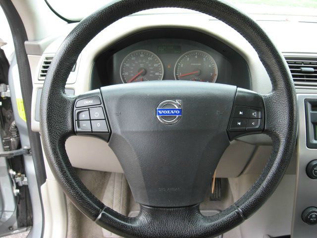 Volvo S40 2006 photo 2