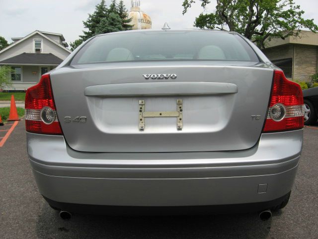 Volvo S40 2006 photo 30