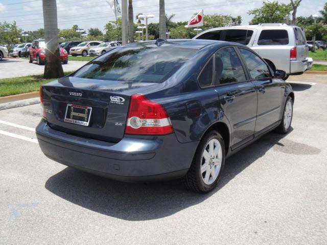 Volvo S40 2006 photo 2