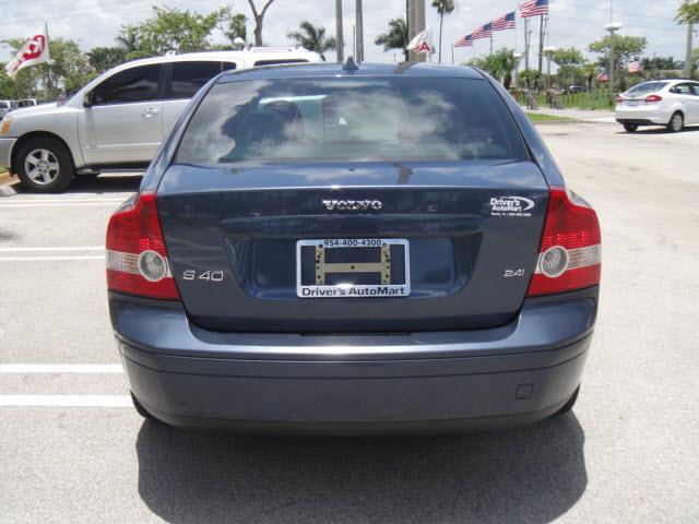 Volvo S40 2006 photo 4