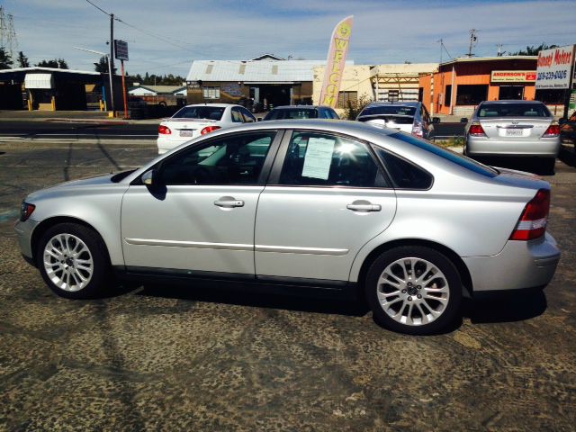 Volvo S40 2006 photo 1