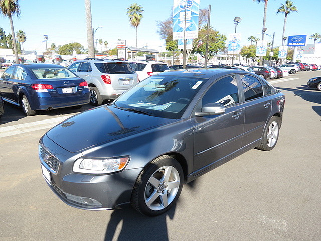 Volvo S40 2008 photo 2