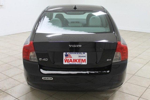 Volvo S40 2008 photo 3