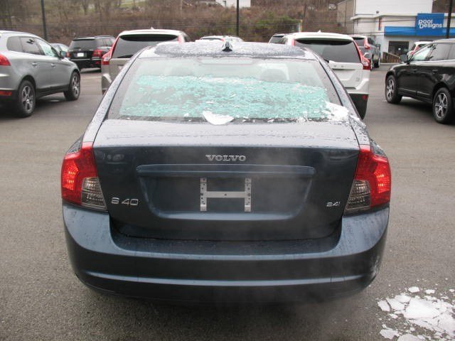 Volvo S40 2008 photo 2