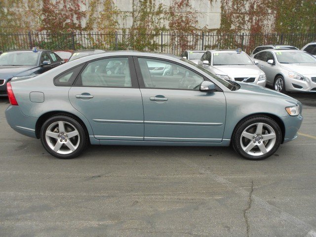 Volvo S40 2008 photo 1