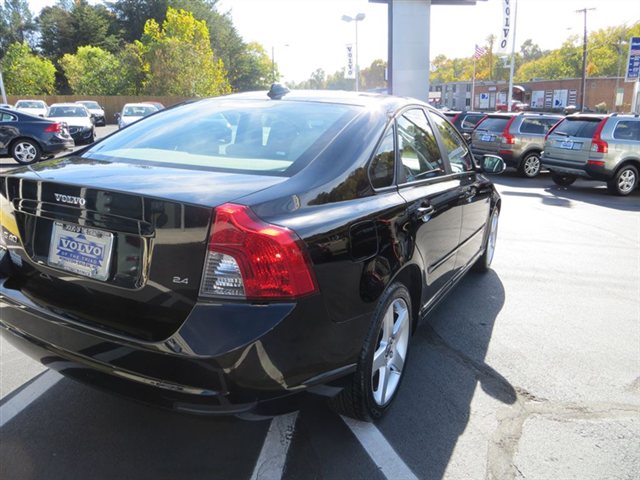 Volvo S40 2008 photo 5