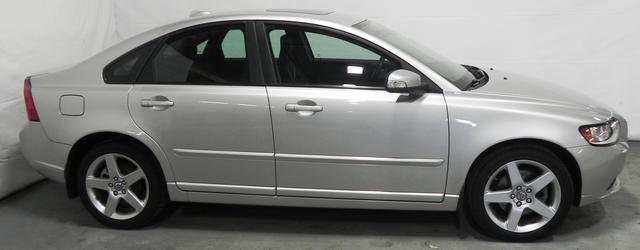 Volvo S40 2008 photo 1