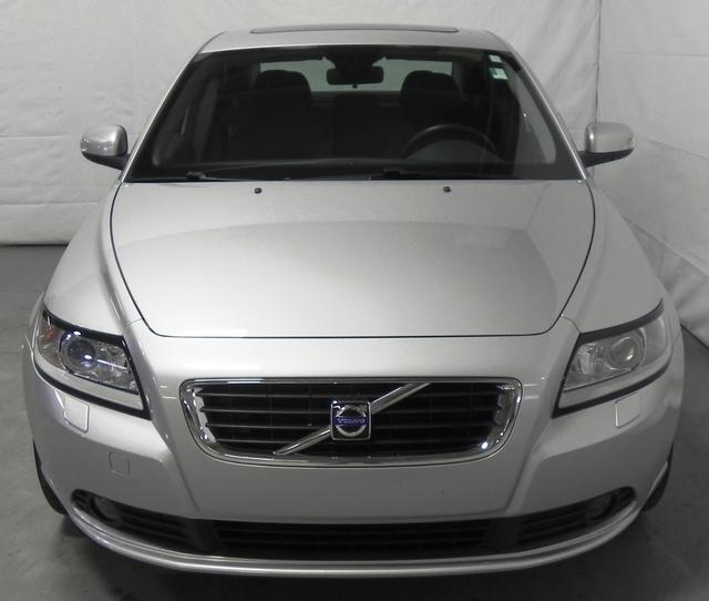 Volvo S40 2008 photo 3