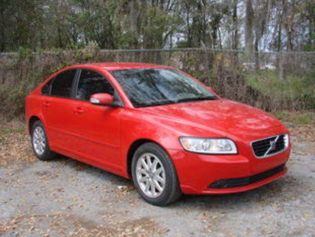 Volvo S40 2009 photo 2