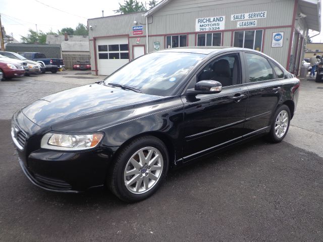 Volvo S40 2009 photo 13