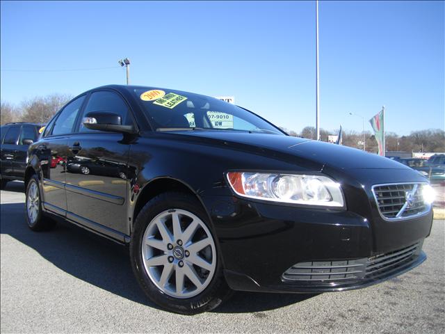 Volvo S40 2009 photo 1