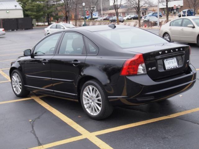 Volvo S40 Unknown Sedan