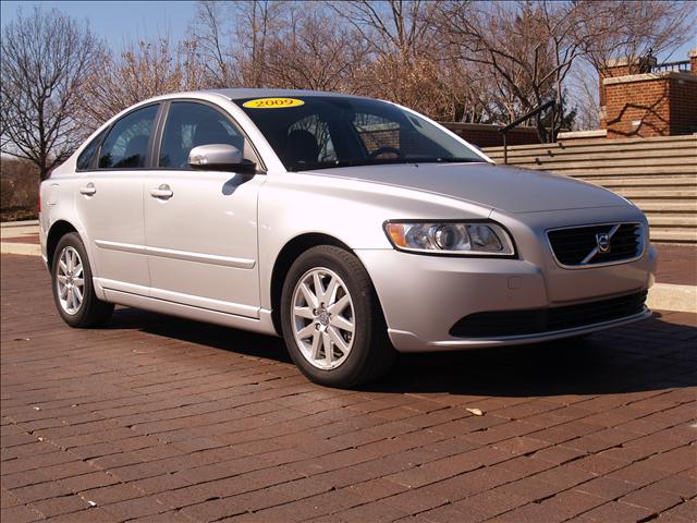 Volvo S40 2009 photo 3