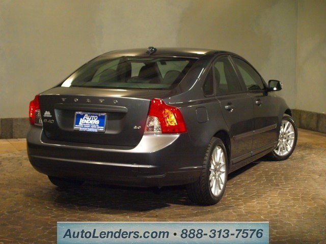 Volvo S40 2010 photo 3