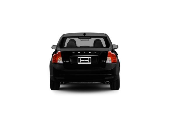 Volvo S40 2011 photo 2