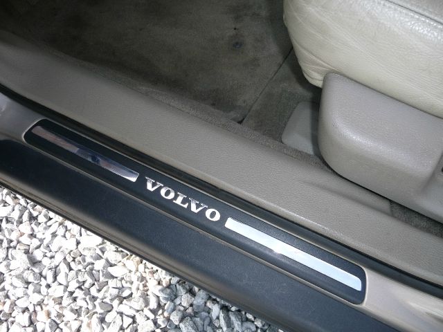 Volvo S60 2001 photo 21