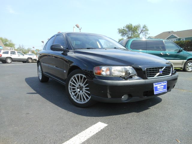 Volvo S60 2001 photo 1