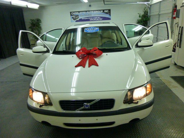 Volvo S60 2001 photo 1