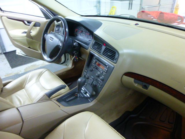 Volvo S60 2001 photo 14