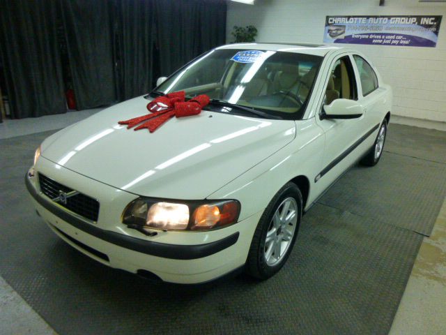 Volvo S60 2001 photo 19