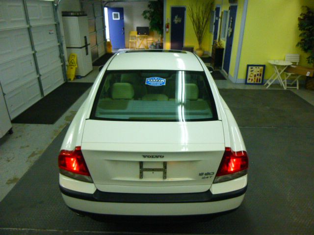 Volvo S60 2001 photo 24