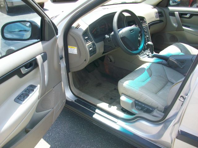 Volvo S60 2001 photo 14