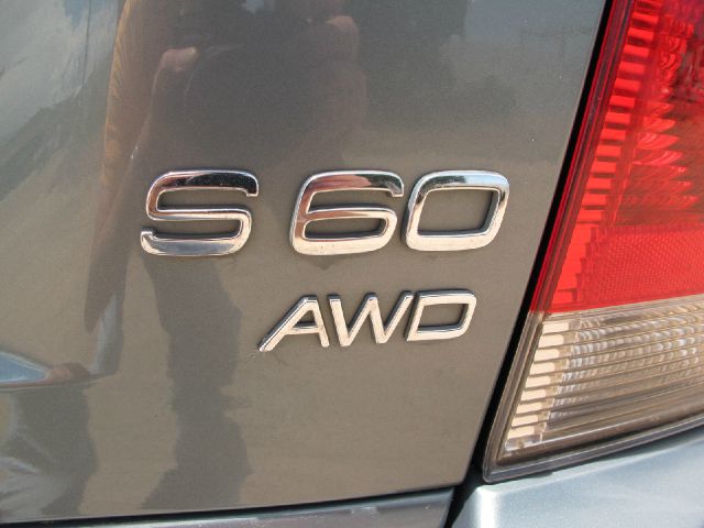 Volvo S60 2002 photo 23