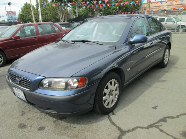 Volvo S60 2002 photo 2